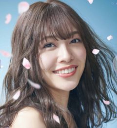【内山愛】広告「WELLA」イルミナカラー 黒髪卒業式 2020 「娘卒業編」出演中！