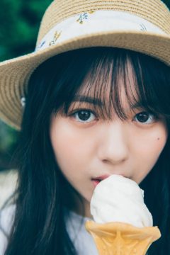 【川﨑帆々花】ヤンマガ Ice-アイス- 掲載！