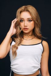中村りおん
